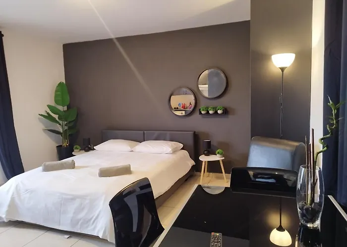 303 St Lazaros View Apartment *